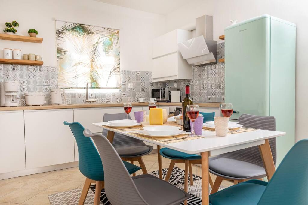5 Star 3bdr, 2bth, Roofdeck, Naxos Town